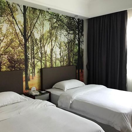 Guangzhou Nanfang Yiyuan Hotel Luaran gambar