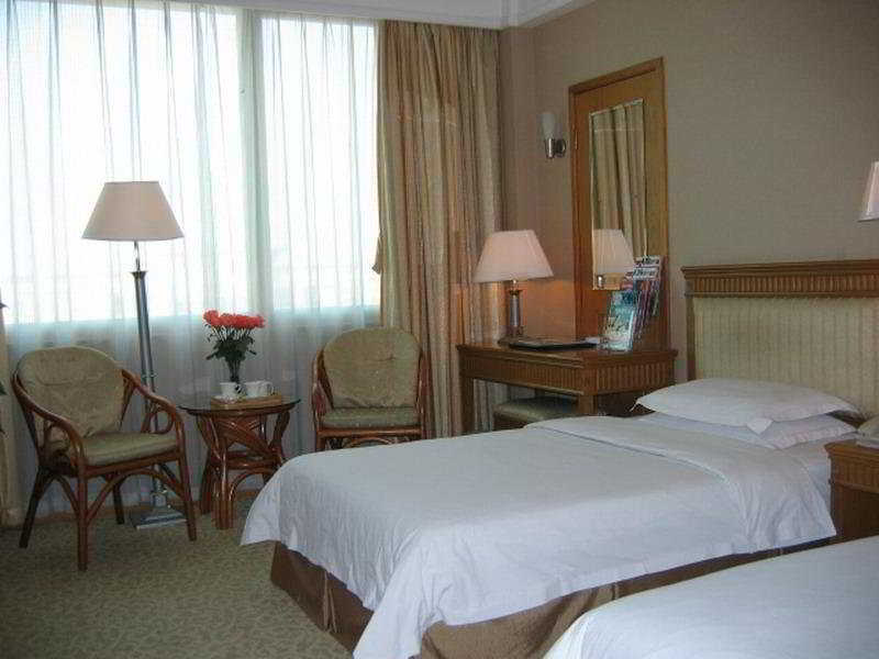 Guangzhou Nanfang Yiyuan Hotel Luaran gambar